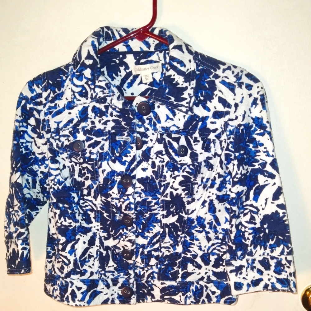 COLDWATER CREEK MISSES/TEENS SIZE P4 SMALL BLUE & WHITE JACKET ABSTRACT FLORAL.